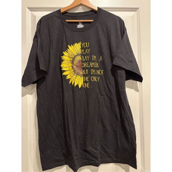 Hanes Other - John Lennon Dreamer T-shirt size XL